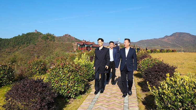 202011081604819581131483.jpg ac5688cee90ccd41ceca10c269202a4.jpg