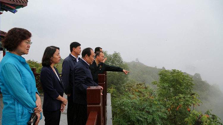 省市場(chǎng)監(jiān)督管理局黨組書(shū)記、局長(zhǎng)王忠習(xí)調(diào)研金徽股份